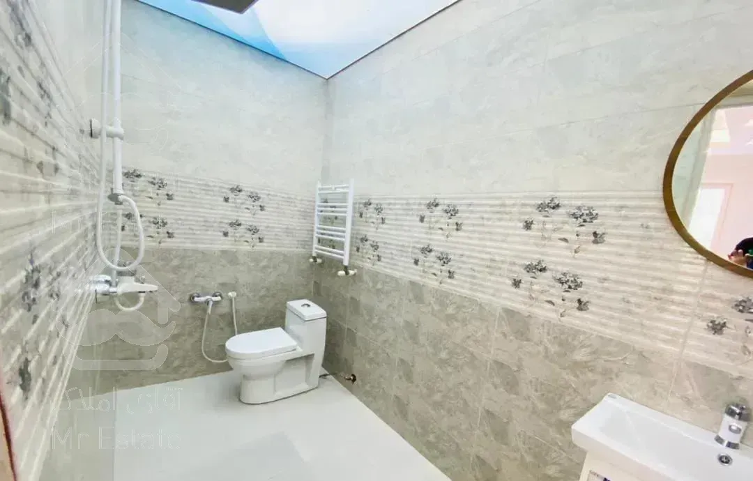 ویلا۲۱۰متری نوساز/دوخواب/برآسفالت/۵کیلومتری ساحل