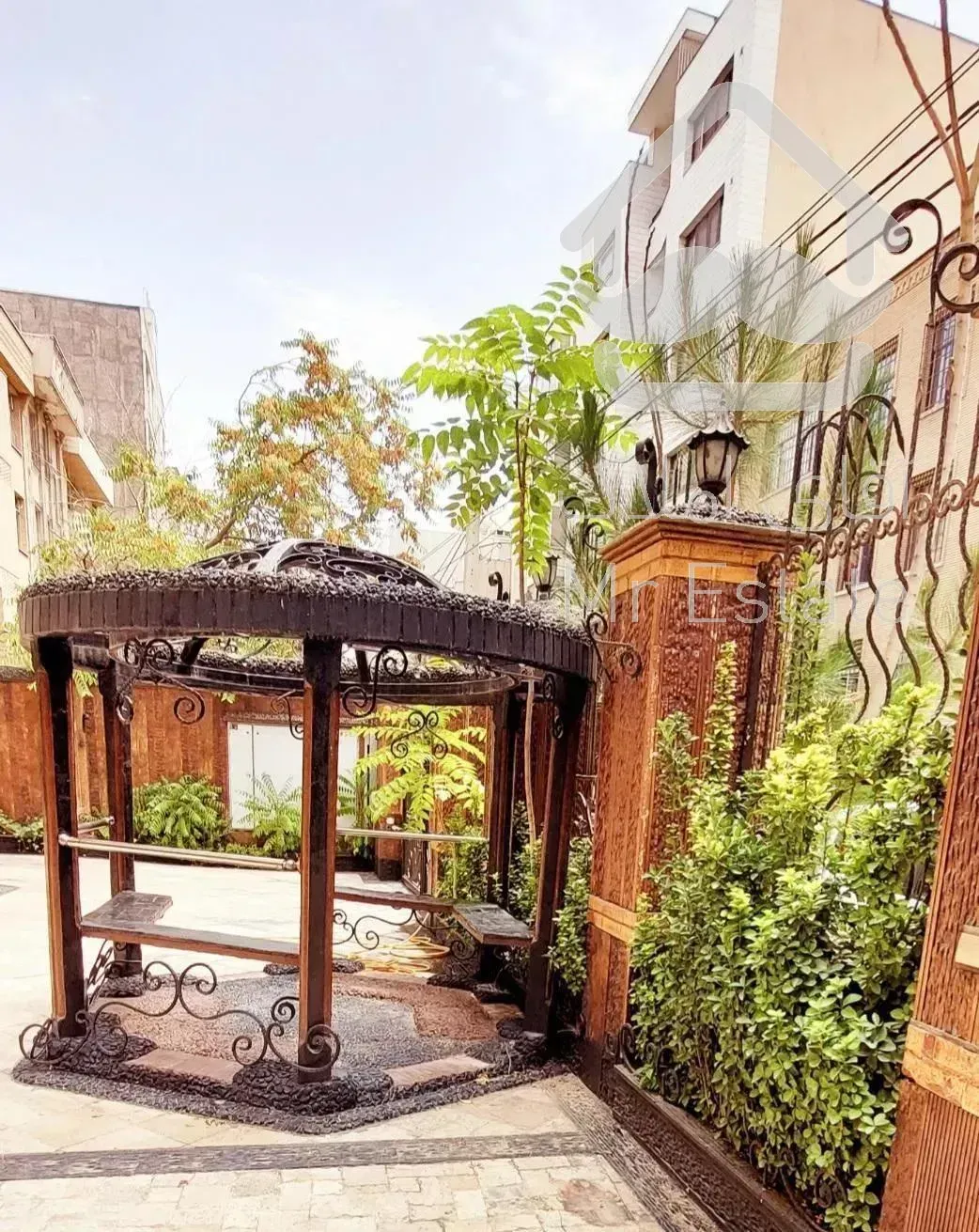 ۸۰ متر فاطمی امیرآباد