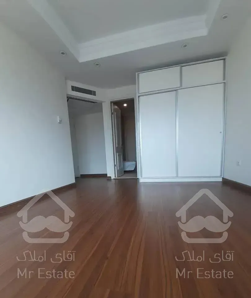 ۱۴۷ متر ۳ خوابه نوساز