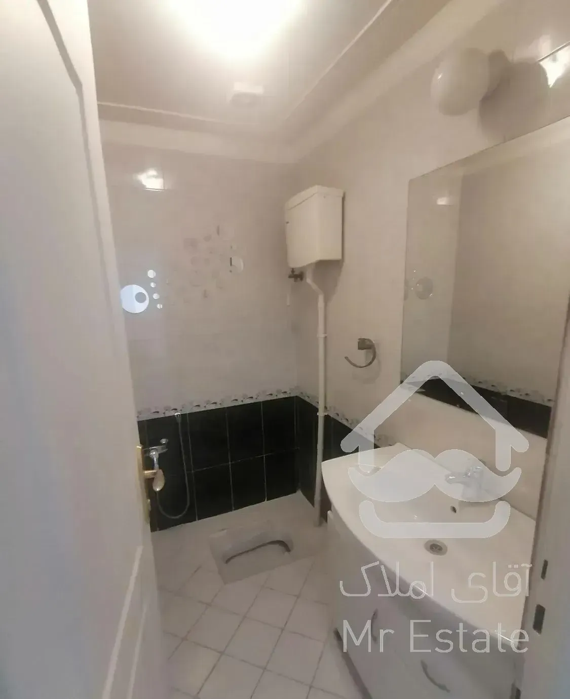 ظفر 148 متر 2 خوابه دسترسی شریعتی و مترو