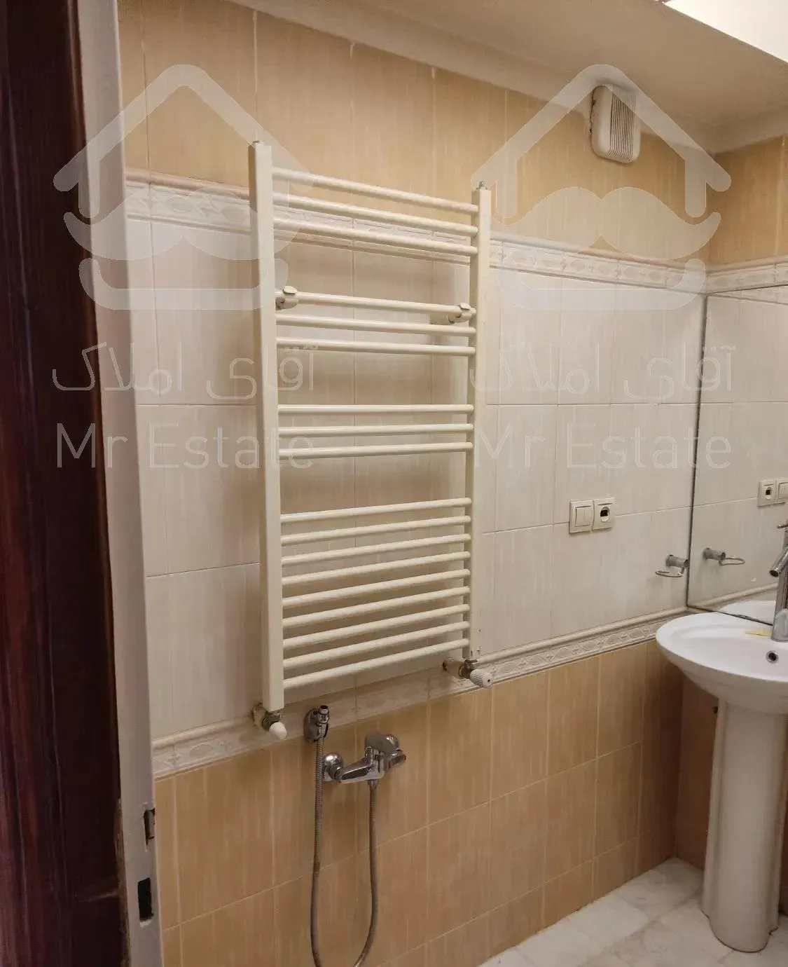 ساقدوش گلستان ها ۱۱۵متر۲خواب۱۵ساله شیک