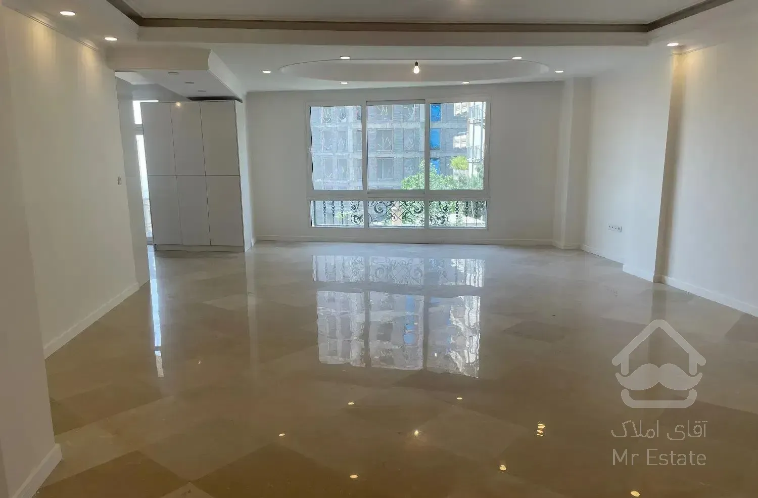 کامرانیه شمالی(مهماندوست)۱۴۰ متر ۳خواب