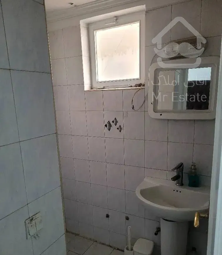 تهرانپارس خیابان فرجام متراژ۶۷ متر