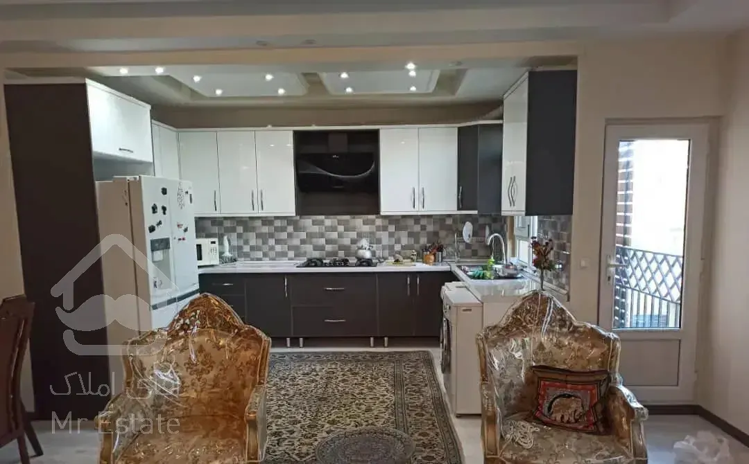 آپارتمان /۱۳۰/متری /۳خواب /تکواحدی