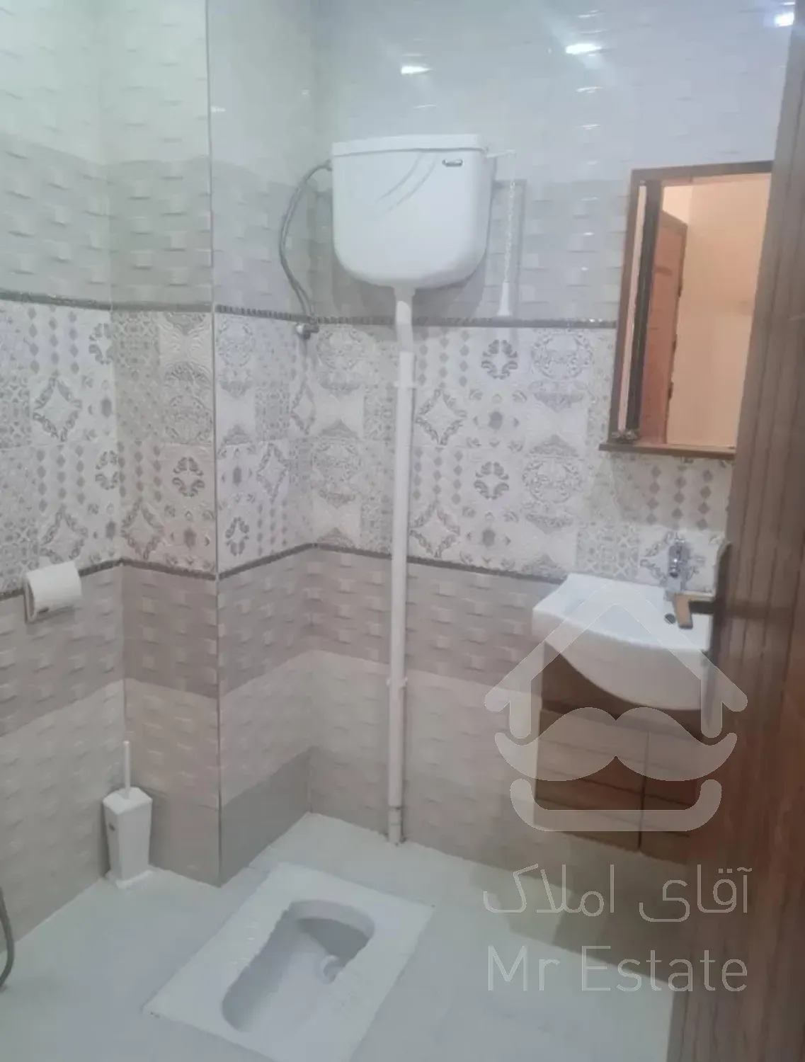 مخصوص دوخوابه 75 متری پارکینگ دار