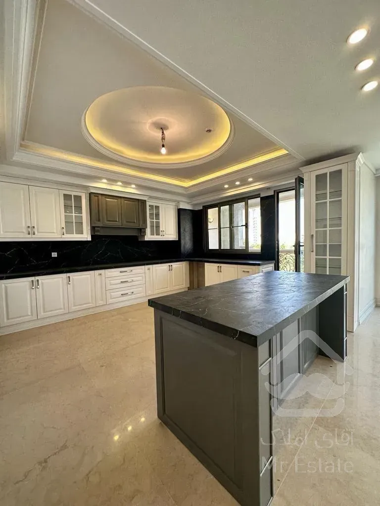 فروش اپارتمان 200متری زعفرانیه