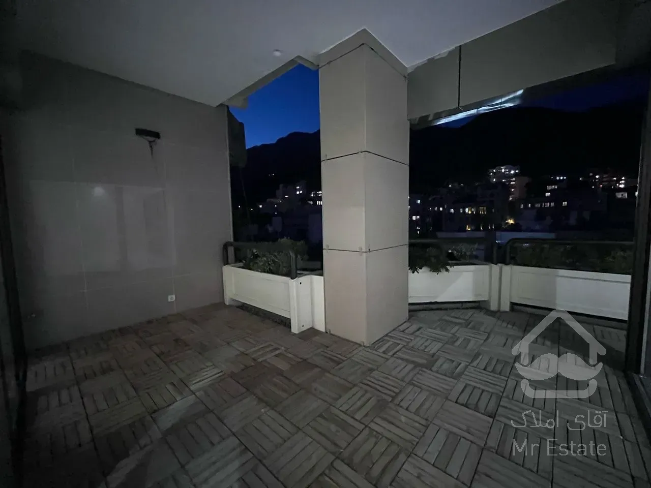 فرمانیه ۳۰۰ متر ۴ خواب