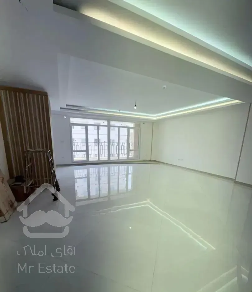 130متر /کلید نخورده/فول امکانات