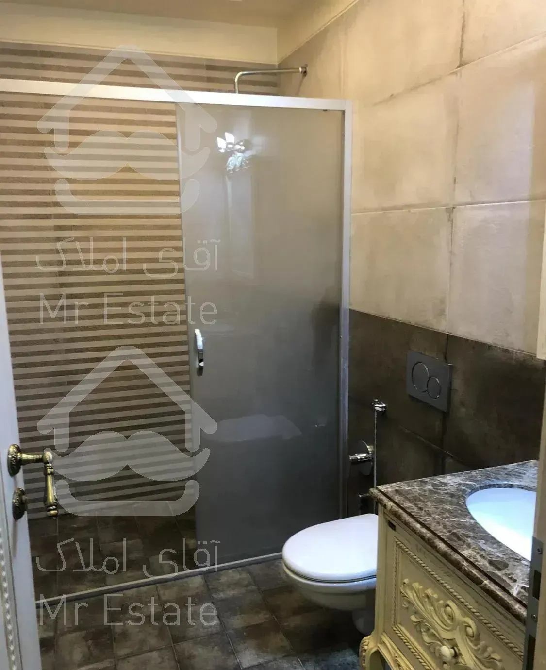 ١٥٣ متر فرمانیه اندرزگو لوکیشن کوچه باغ