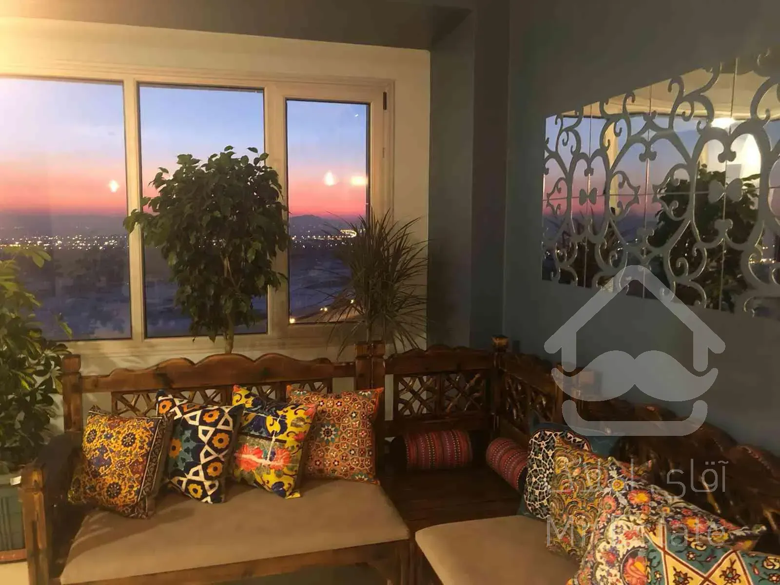 فروش فوری ملک در چیتگر تماس با ۰۹۱۲۰۲۹۸۲۵۹