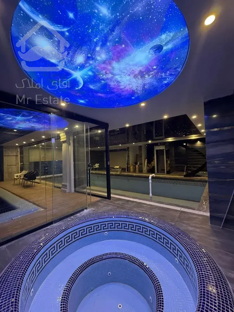 ٥٢٠ متر ويلا تريبلكس ٤ خواب استخر دار نزديك تهران