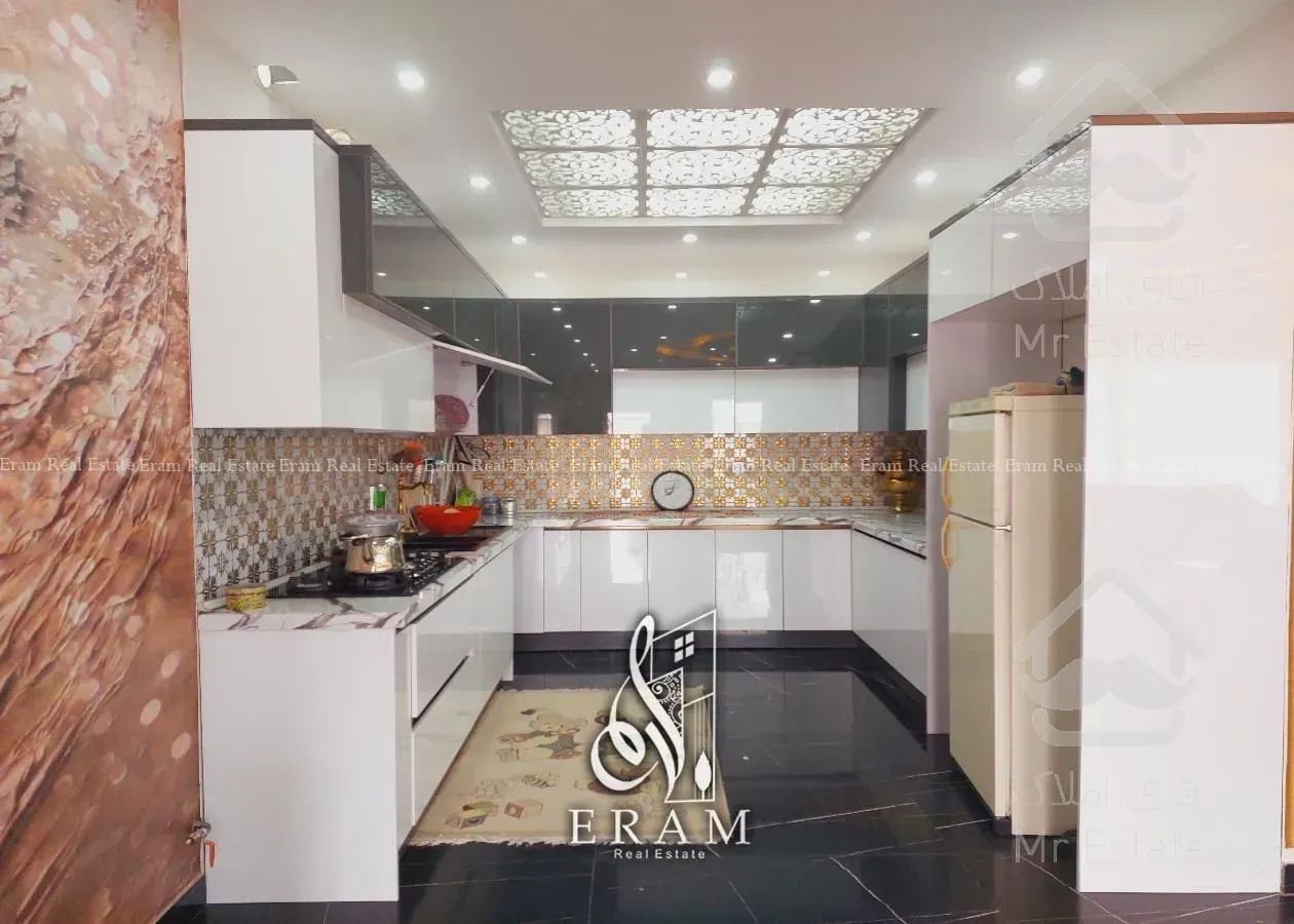 670 متر باغ ویلا لوکس در کردزار شهریار