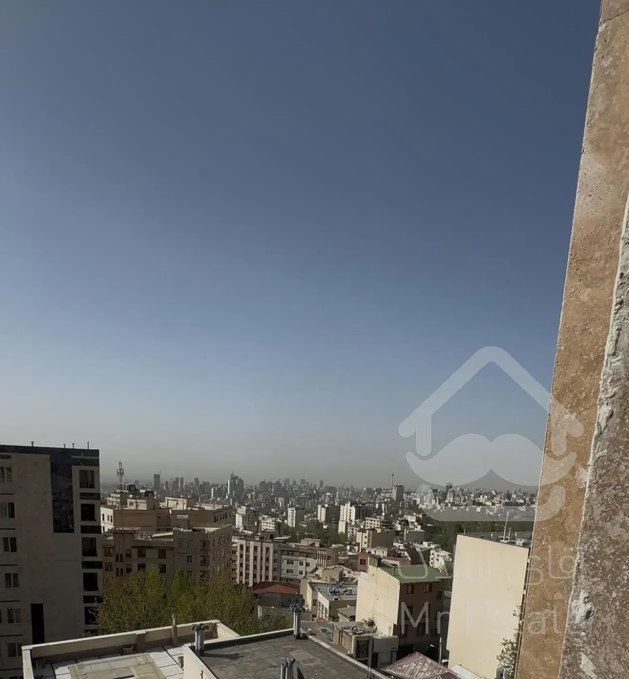 اپارتمان 90 متری ۲ خواب غرق نور