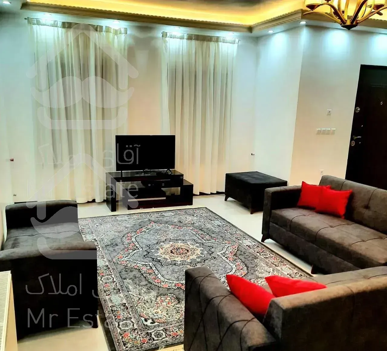 ویلا استخردار حیاط باغی ۱ماه ساخت