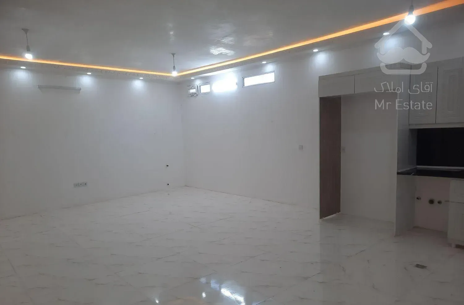 فروش آپارتمان ۱۱۰ متری ۲ خوابه همکف در صیاد شیرازی