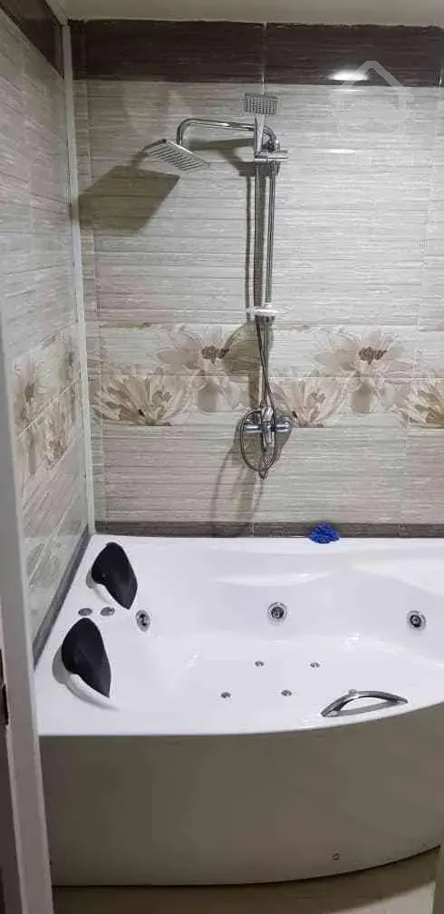 فروشی یک واحد آپارتمان نوساز ، فول امکانات