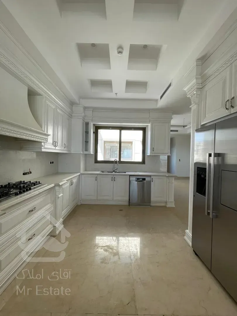 فروش اپارتمان 230 متری زعفرانیه