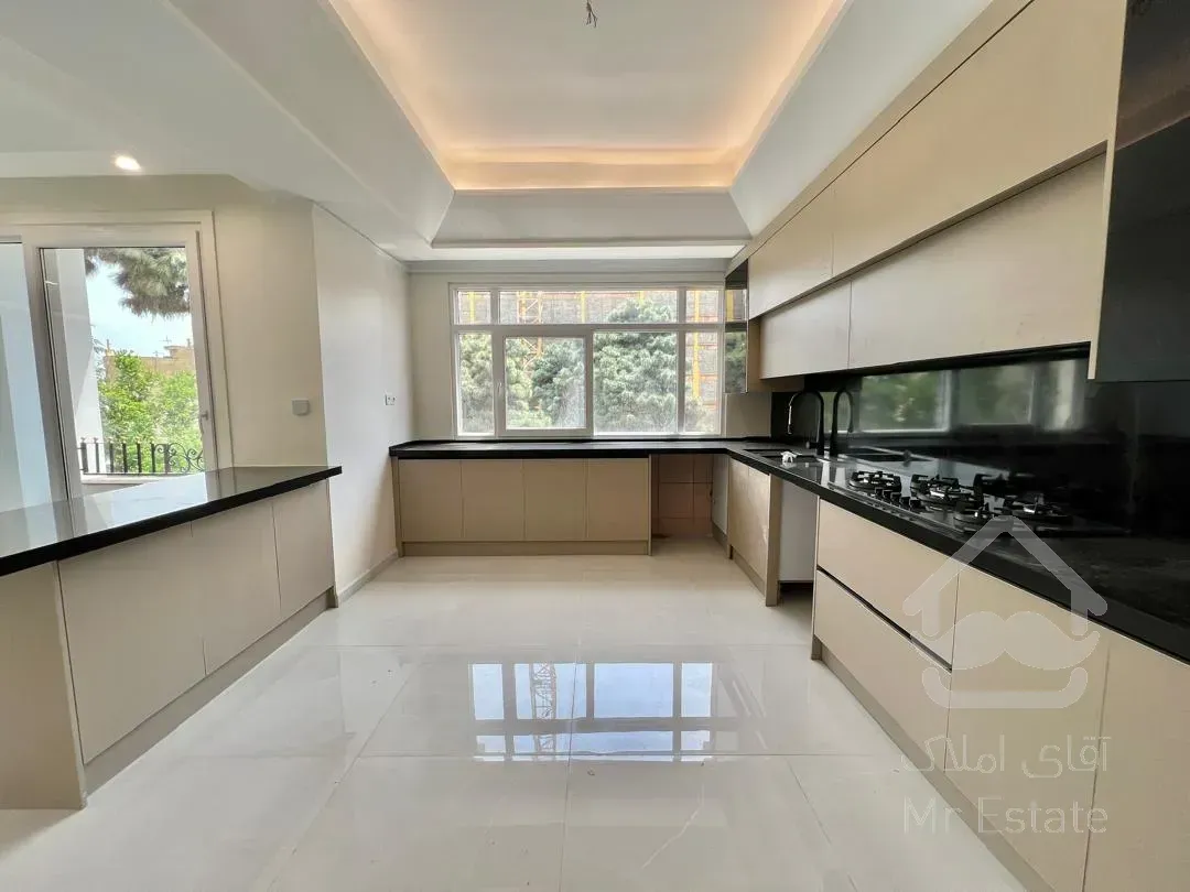 فروش اپارتمان 225 متری زعفرانیه