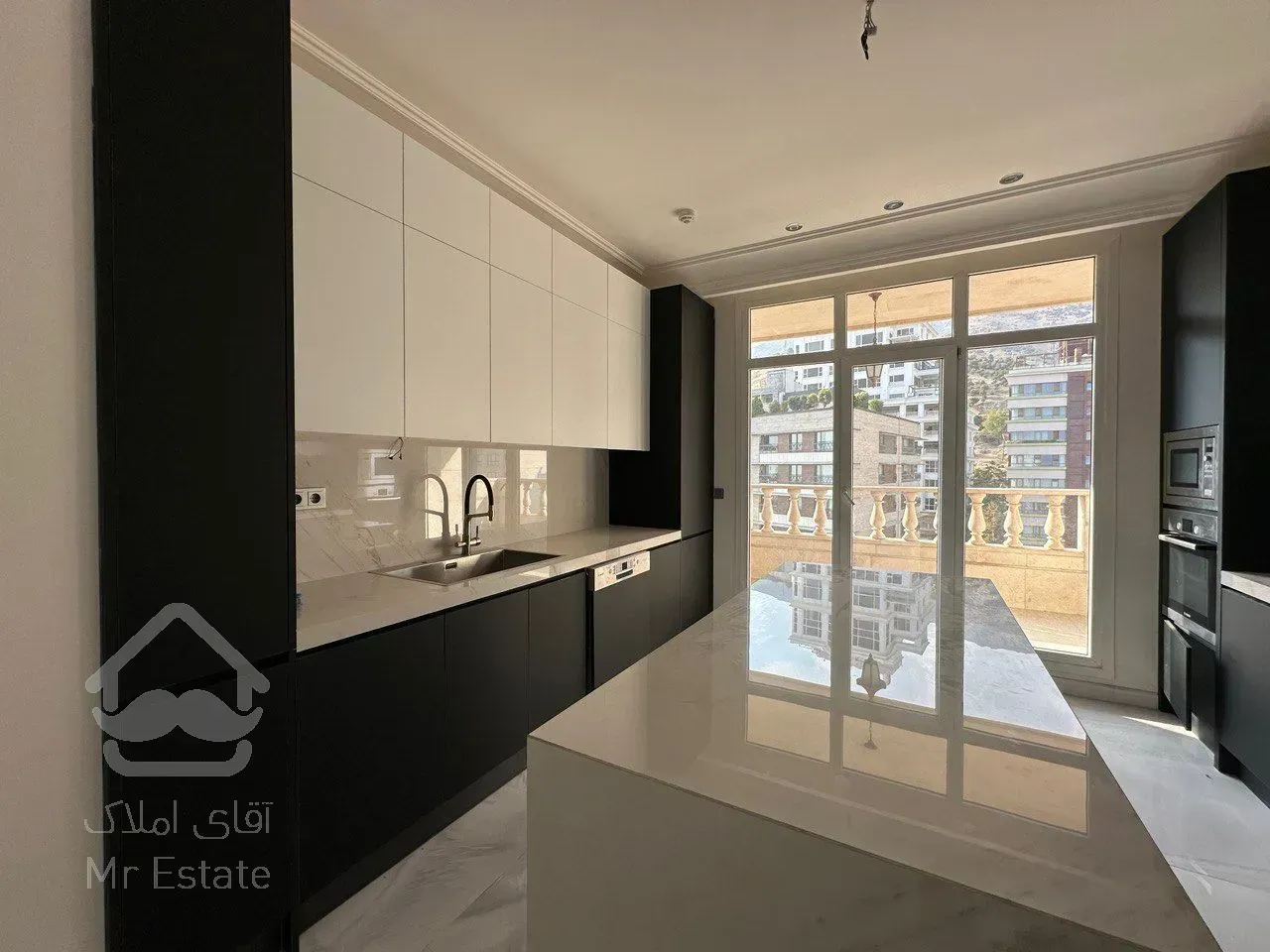 فروش اپارتمان 180 متری زعفرانیه