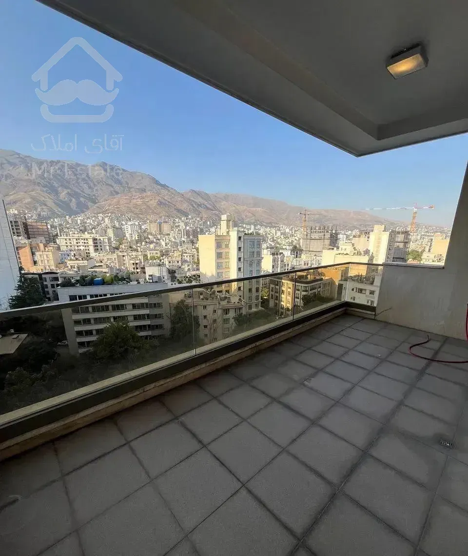 زعفرانیه ۳۰۰ متر طبقات بالای برج (هتلینگ)