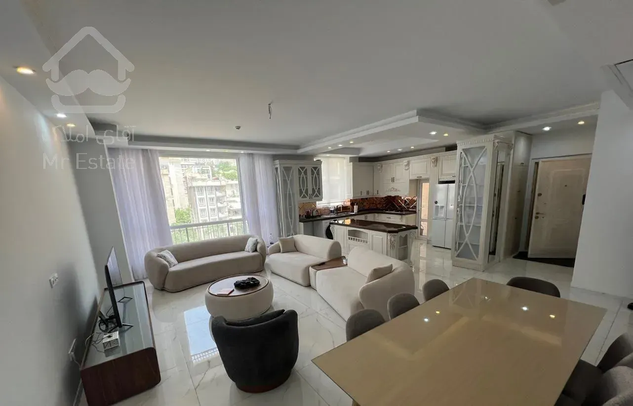 140 متر آجودانیه غرق نور