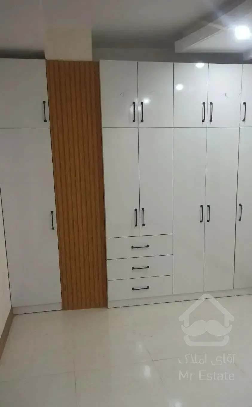 خزانه خیابان همدانی ۱۳۸متر دو خوابه تک واحد