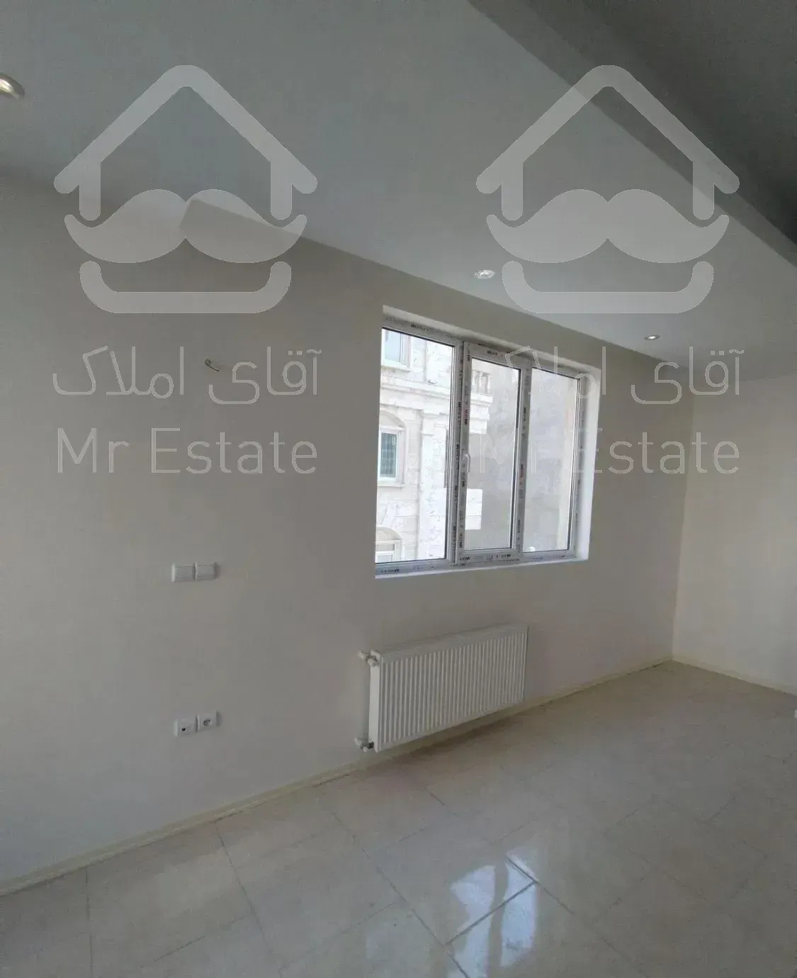 آپارتمان ۱۲۸ متری/سه خواب/سند تک برگ