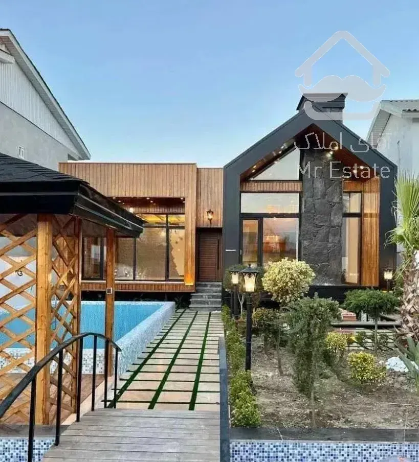 ویلا ۶۲۰ متری/نما انگلیسی/استخردار