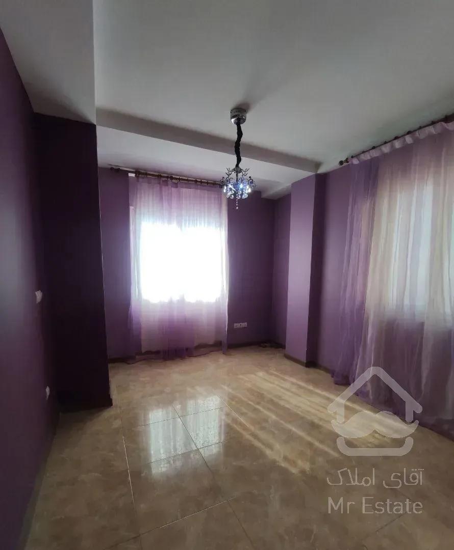 فاز۲محله ۳ طبقه ۷ جنوبی ۹۷ متری