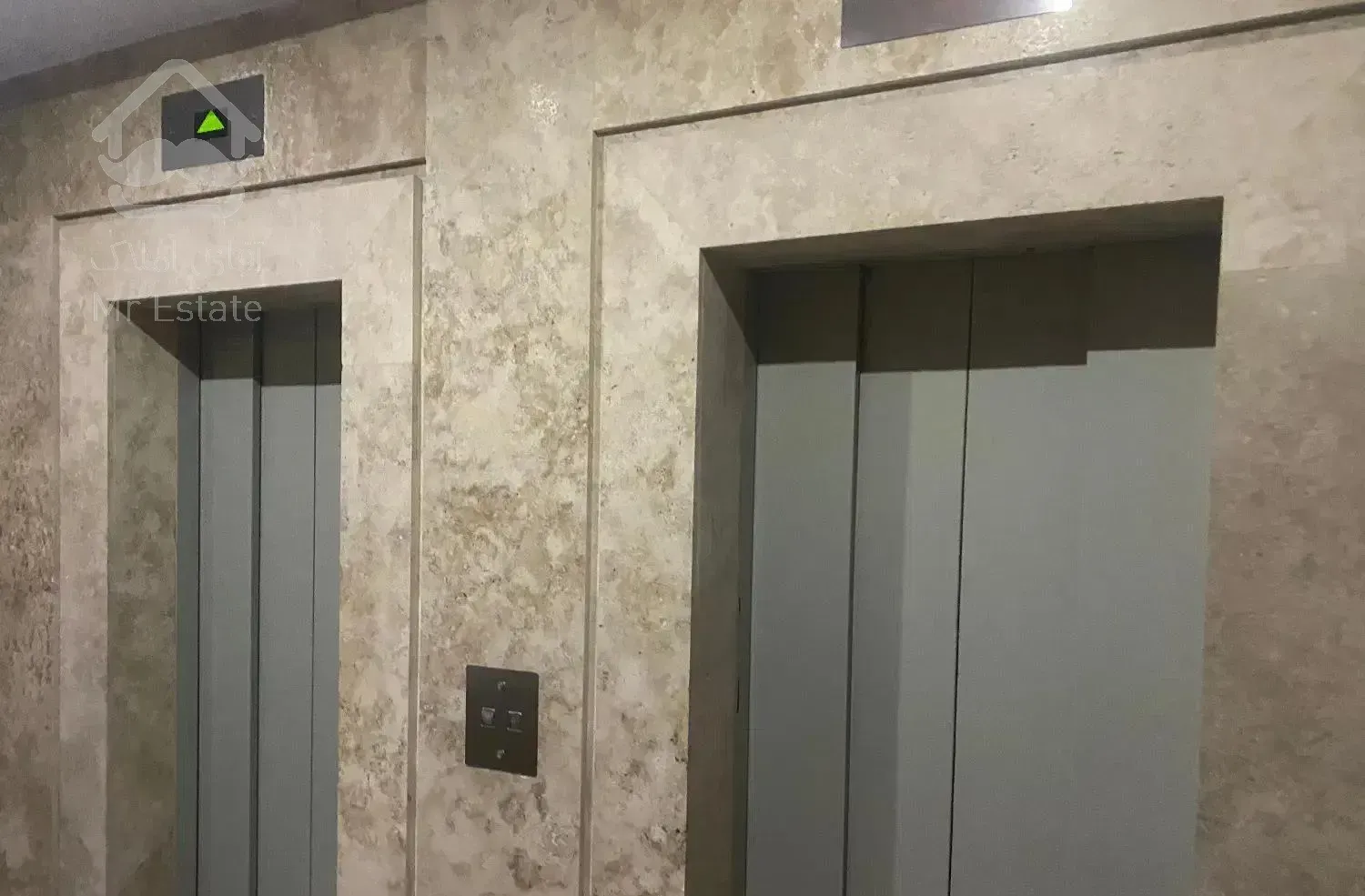 شهرک غرب 110متر 2خوابه ویودار