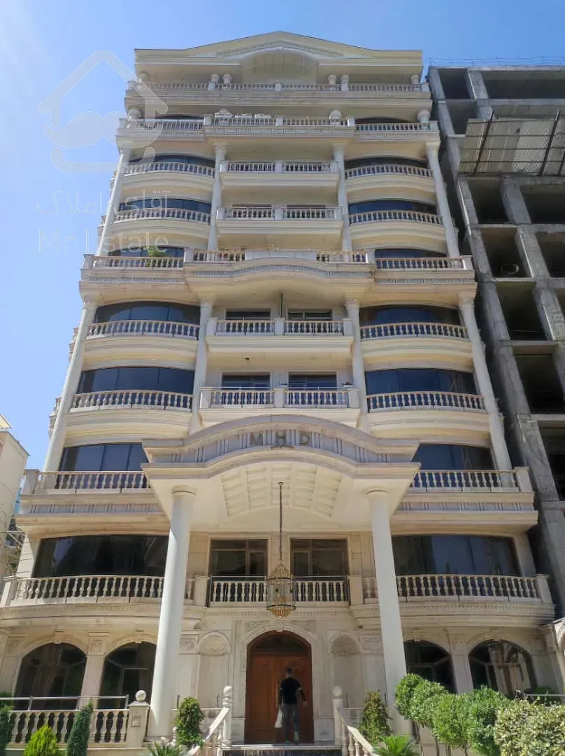 فروش اپارتمان 270 متری زعفرانیه