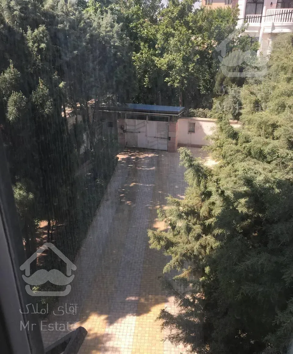 اپارتمان فاز۱ روبه افتاب