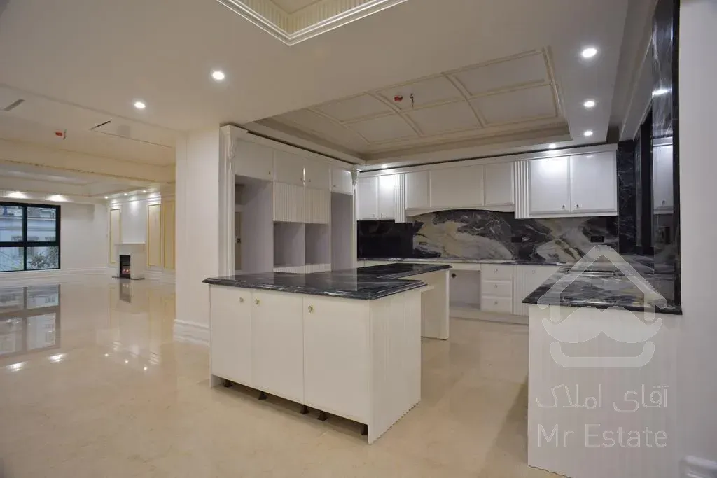 ۱۸۰ متر/کلید نخورده/نیاوران