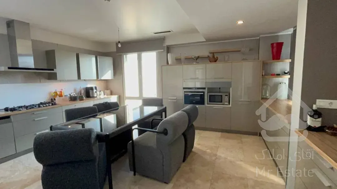 فروش اپارتمانم 352 متری زعفرانیه