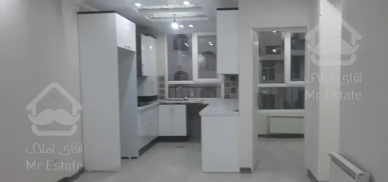 ۶۸ متر دو خواب/ نوساز/ تک واحدی/ تاپ لوکیشن حشمتیه