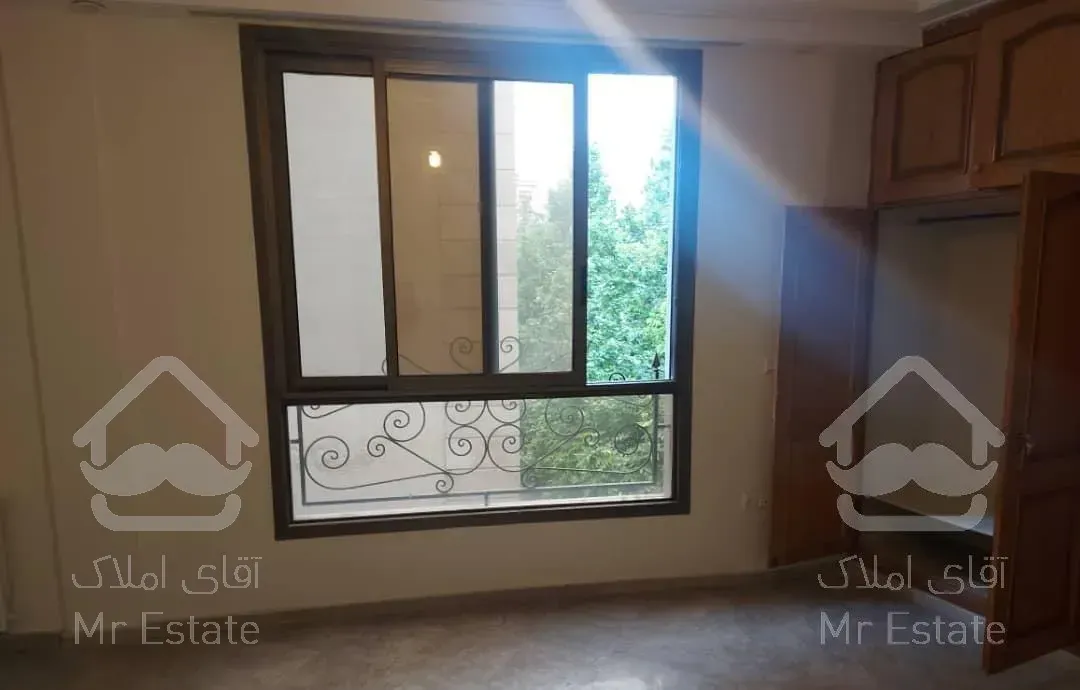 فروش اپارتمان  ۲۰۰متر ۱۲سال تک واحدی