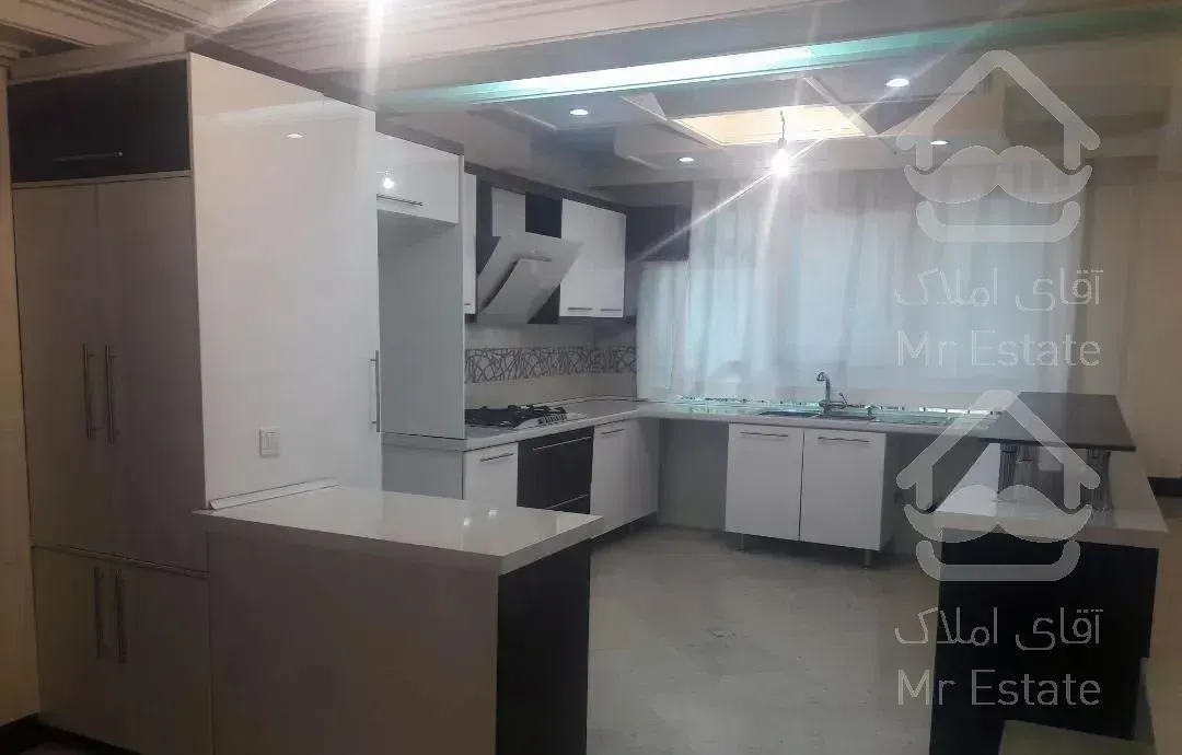 آپارتمان ۱۴۵ متری ۳ خوابه ۱۰ ساله کامرانیه