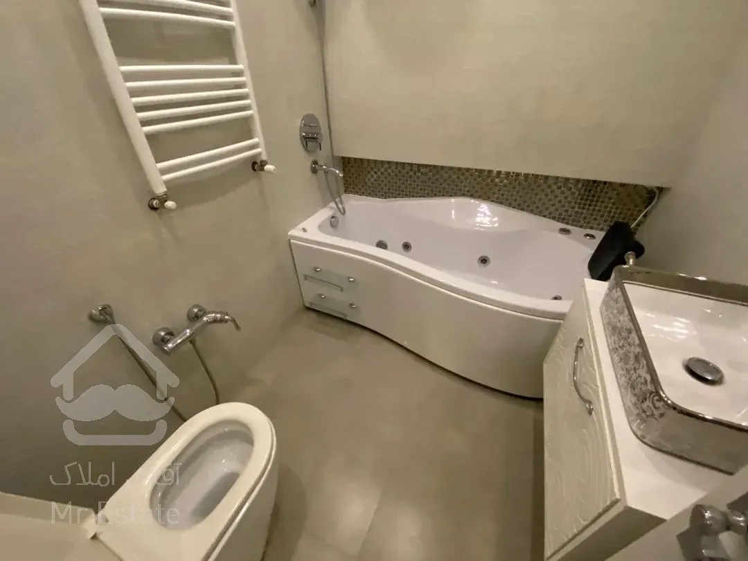 فروش اپارتمان 190 متری محمودیه