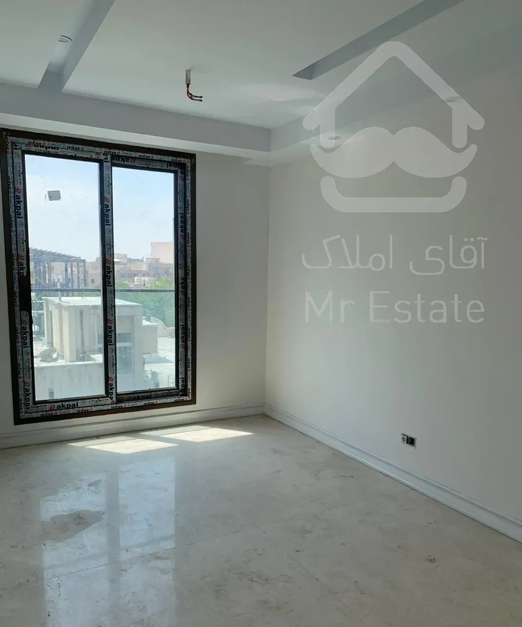 ونک شیراز شمالی نوساز (۳خواب)۱۵۰ متر(۲پارکینگ سند)