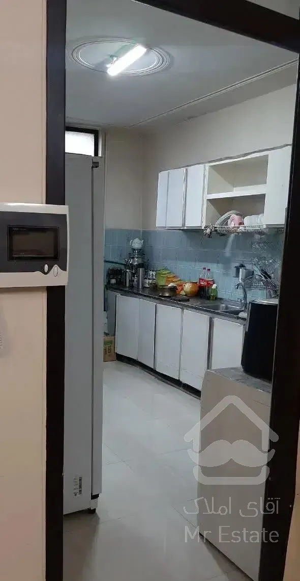 رهن و اجاره طبقه اول ۱۲۰ متری همراه پارکینگ مسقف