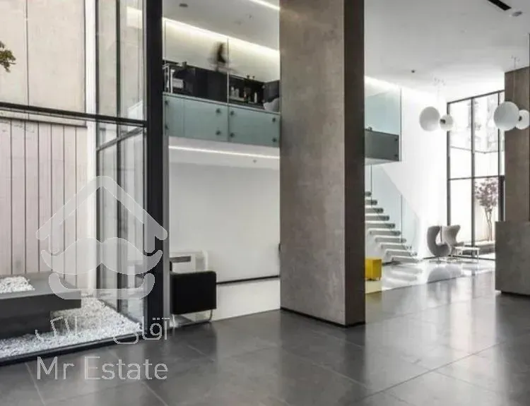 ۱۱۰متر، ابرسازه شرق تهران، الماس پاسدارن