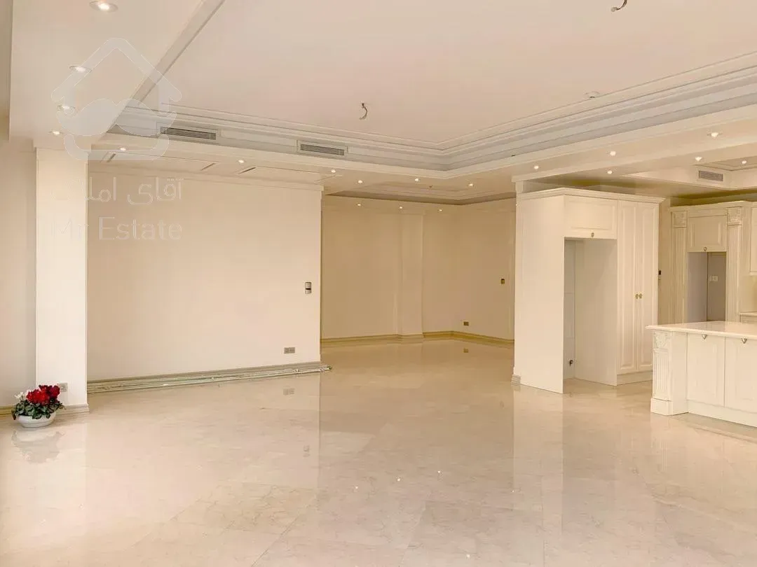 فروش اپارتمان 205 متری زعفرانیه