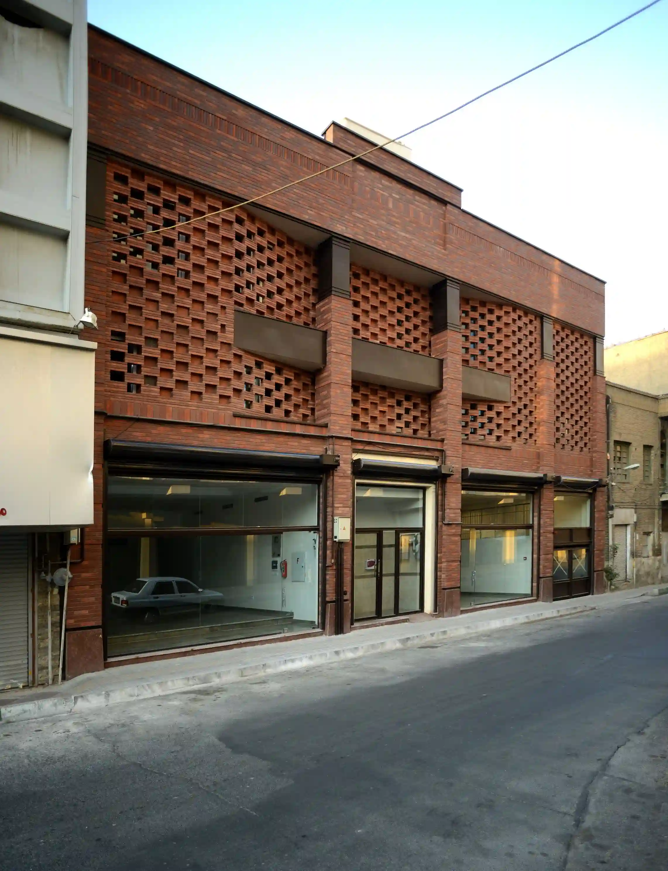 houseImg