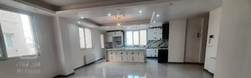 ۱۲۰متری /سه خوابه/ فول امکانات/کلیدنخورده /هاشمی