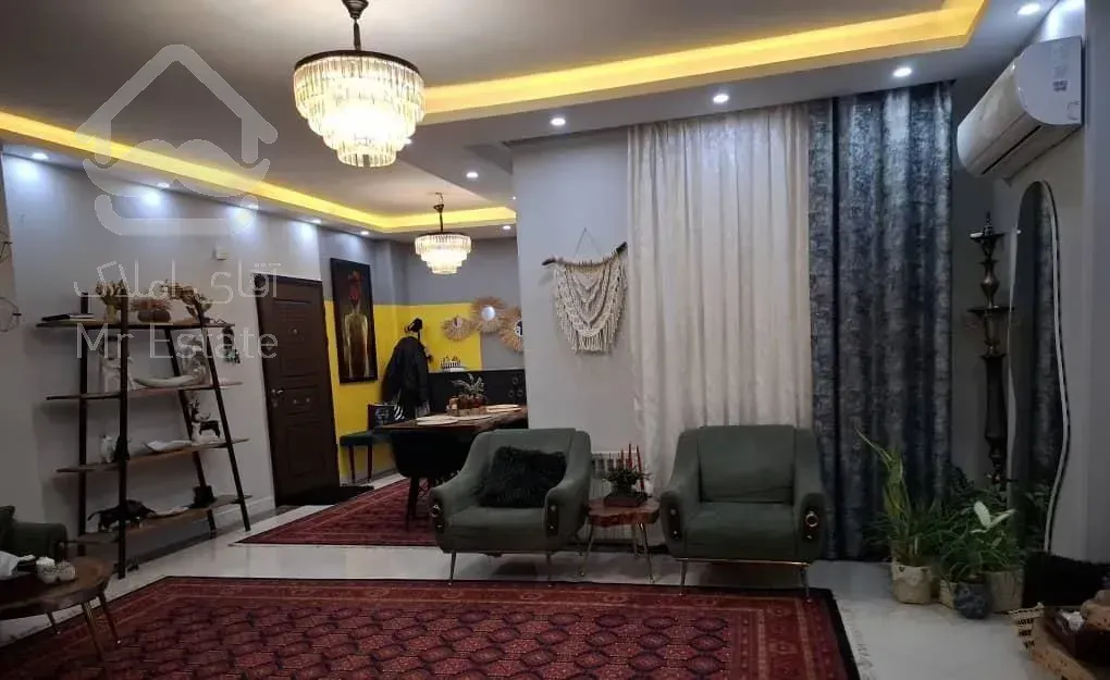 فروش آپارتمان ۹۳ متری ۲ خوابه در خاقانی