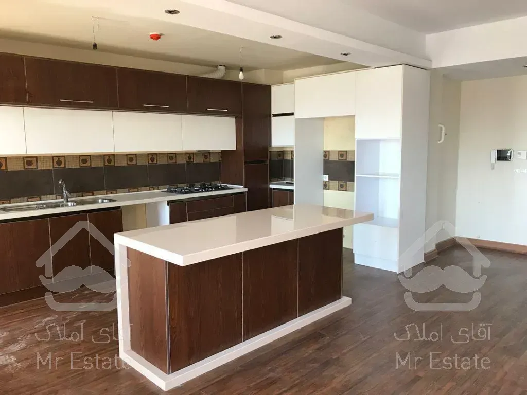 فروش آپارتمان ۱۴۵ متری در برج ۱۲ فروردین