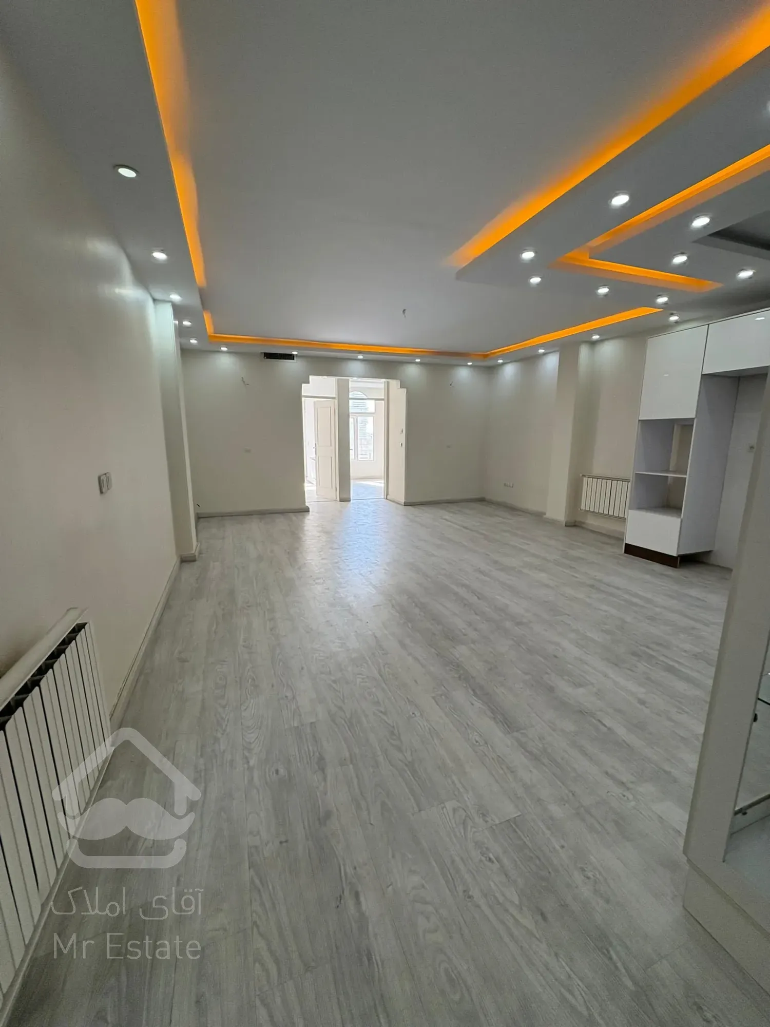 ۶۹متر۱خواب فول روبه افتاب کم واحد