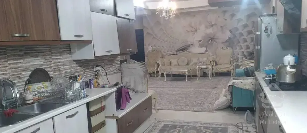 ۱۰۰متر فول امکانات بین عادل و طاهری