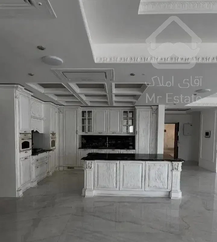 آپارتمان سه خوابه/ ملکی/ لوکس/سالن بزرگ