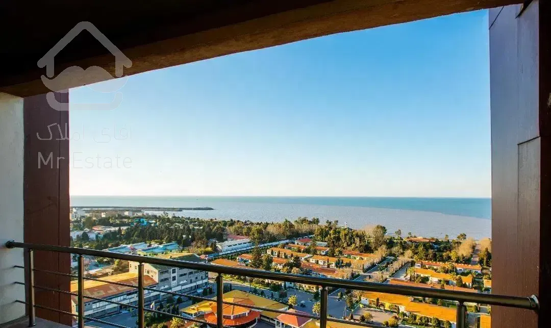 پلاک اول دریا با چشم انداز ابدی